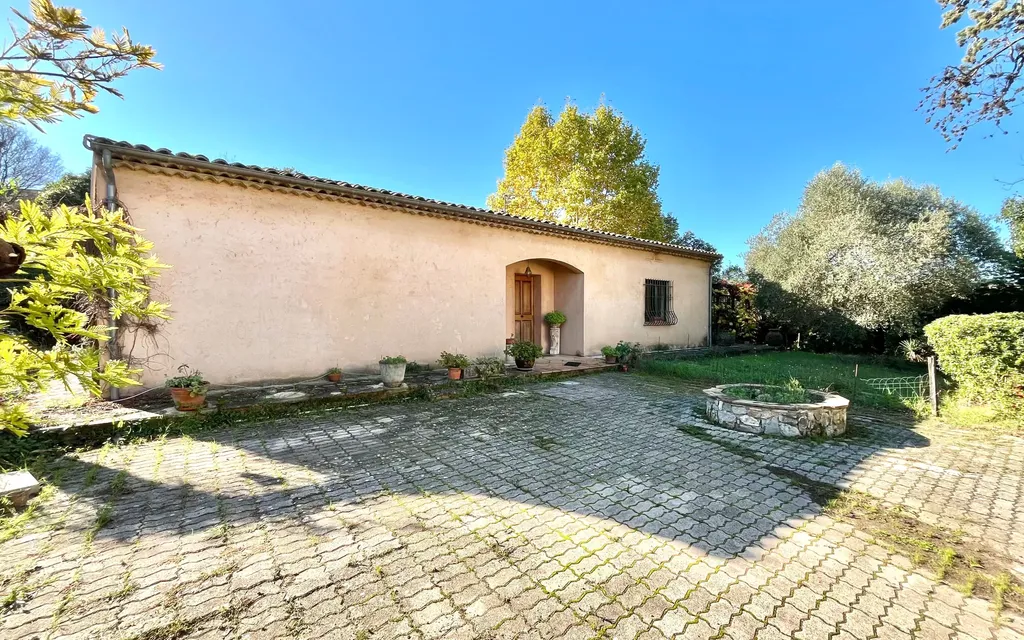 Achat maison à vendre 3 chambres 111 m² - Grasse