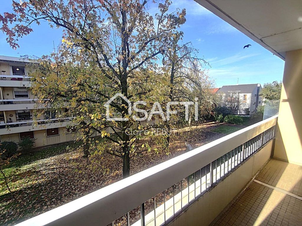 Achat appartement à vendre 4 pièces 80 m² - Livry-Gargan