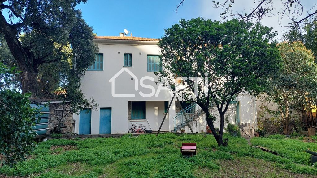 Achat maison à vendre 6 chambres 212 m² - Bastia