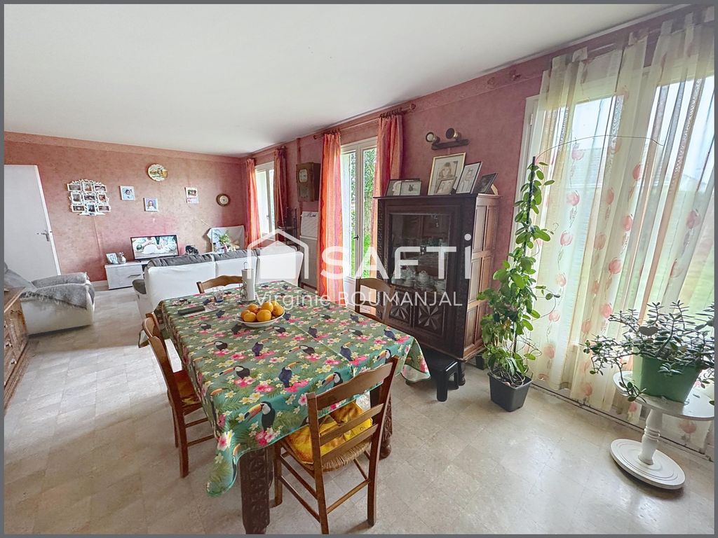 Achat maison à vendre 4 chambres 119 m² - Rosières-en-Santerre