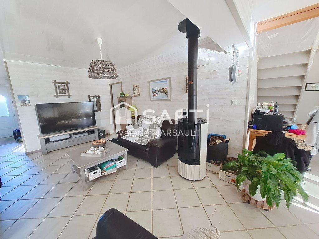 Achat maison à vendre 2 chambres 110 m² - Saint-Étienne-de-Chigny