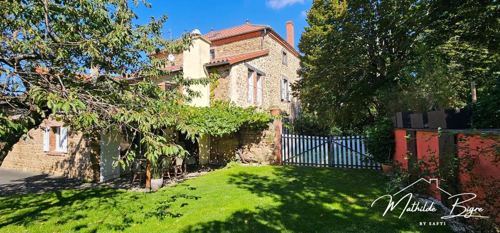 Achat maison à vendre 5 chambres 285 m² - Issoire