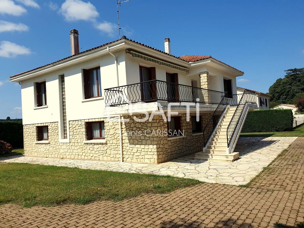 Achat maison à vendre 5 chambres 174 m² - Bergerac