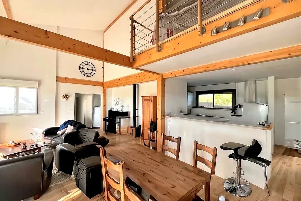 Achat maison à vendre 3 chambres 145 m² - Saint-Christophe