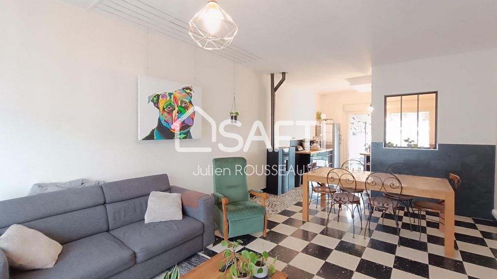 Achat maison à vendre 5 chambres 141 m² - La Flèche