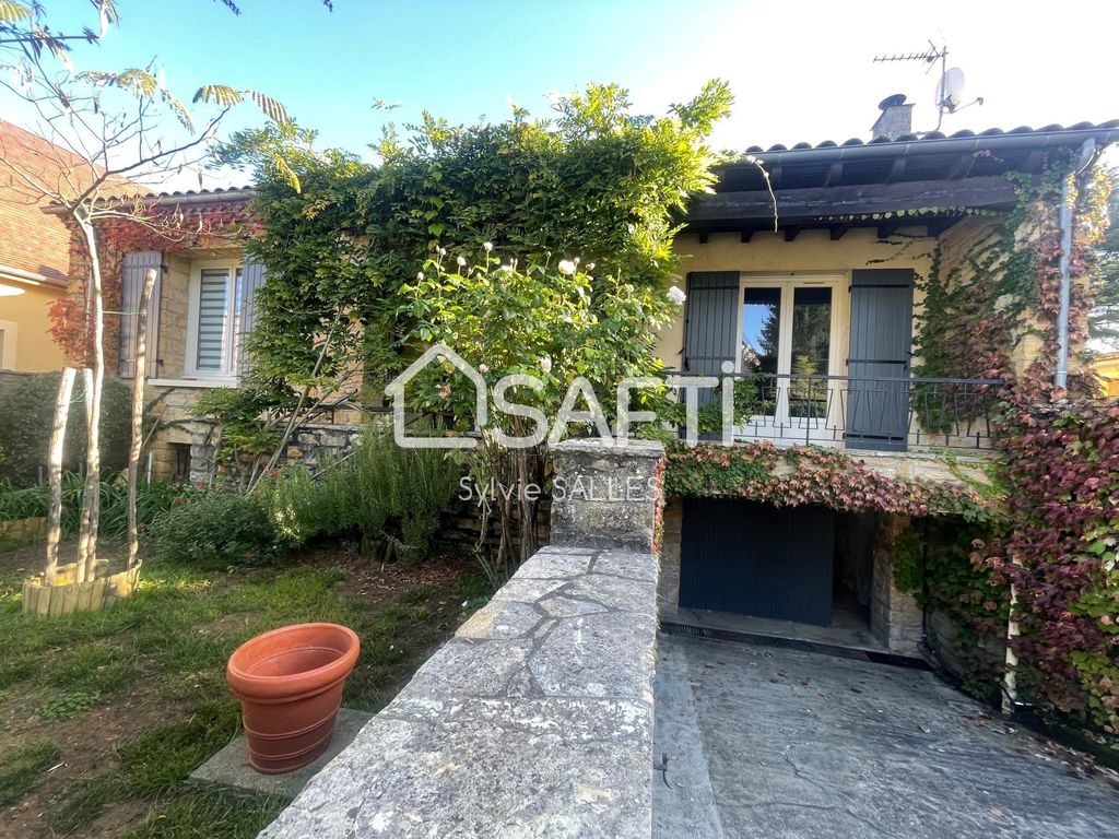 Achat maison à vendre 2 chambres 91 m² - Sarlat-la-Canéda