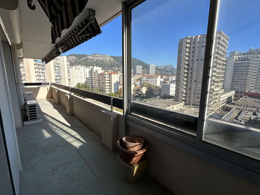 Achat appartement à vendre 3 pièces 81 m² - Toulon