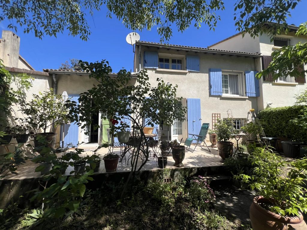 Achat maison à vendre 3 chambres 97 m² - Nîmes