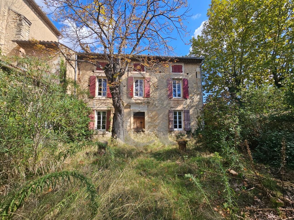 Achat maison à vendre 3 chambres 227 m² - Bollène