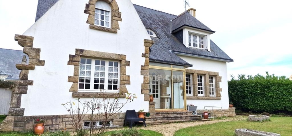 Achat maison à vendre 5 chambres 147 m² - Douarnenez