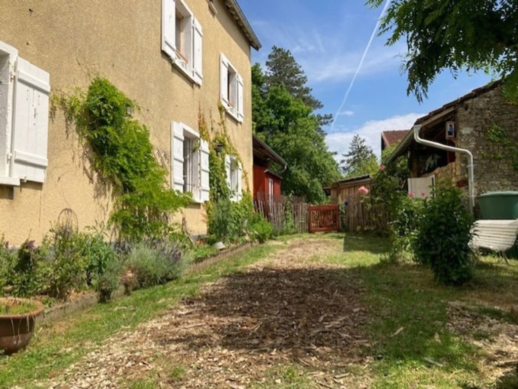 Achat maison à vendre 2 chambres 132 m² - Fédry