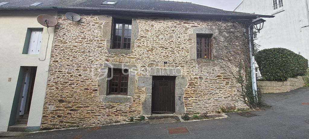 Achat maison à vendre 2 chambres 71 m² - Josselin