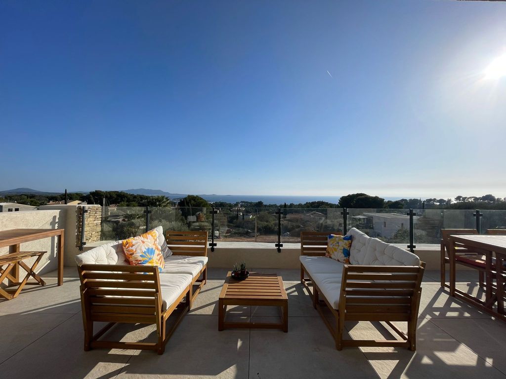 Achat appartement à vendre 4 pièces 125 m² - Bandol