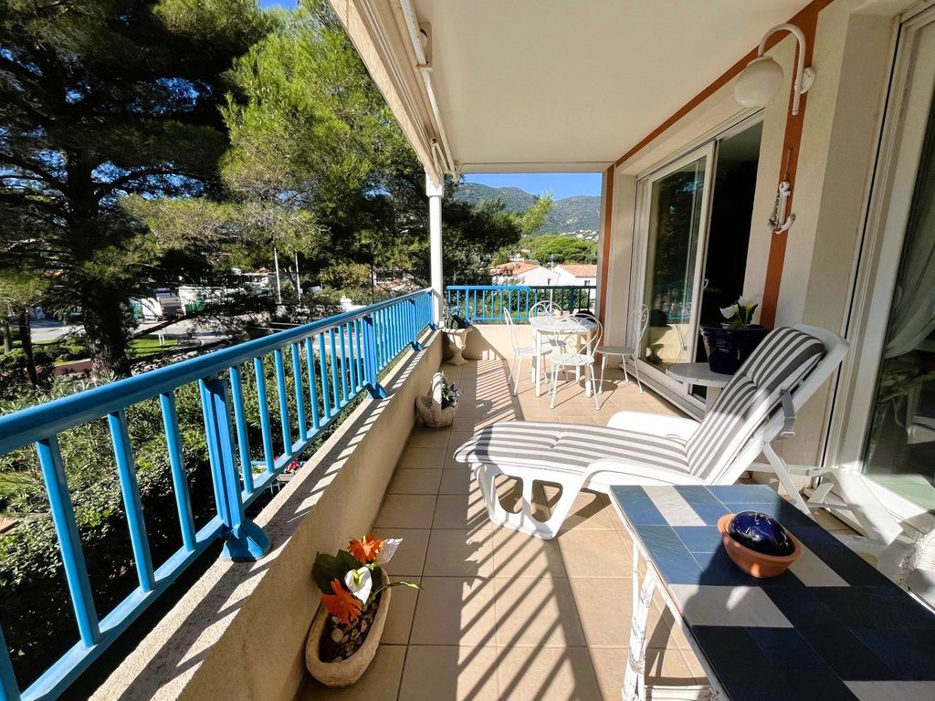 Achat appartement à vendre 3 pièces 74 m² - Cavalaire-sur-Mer