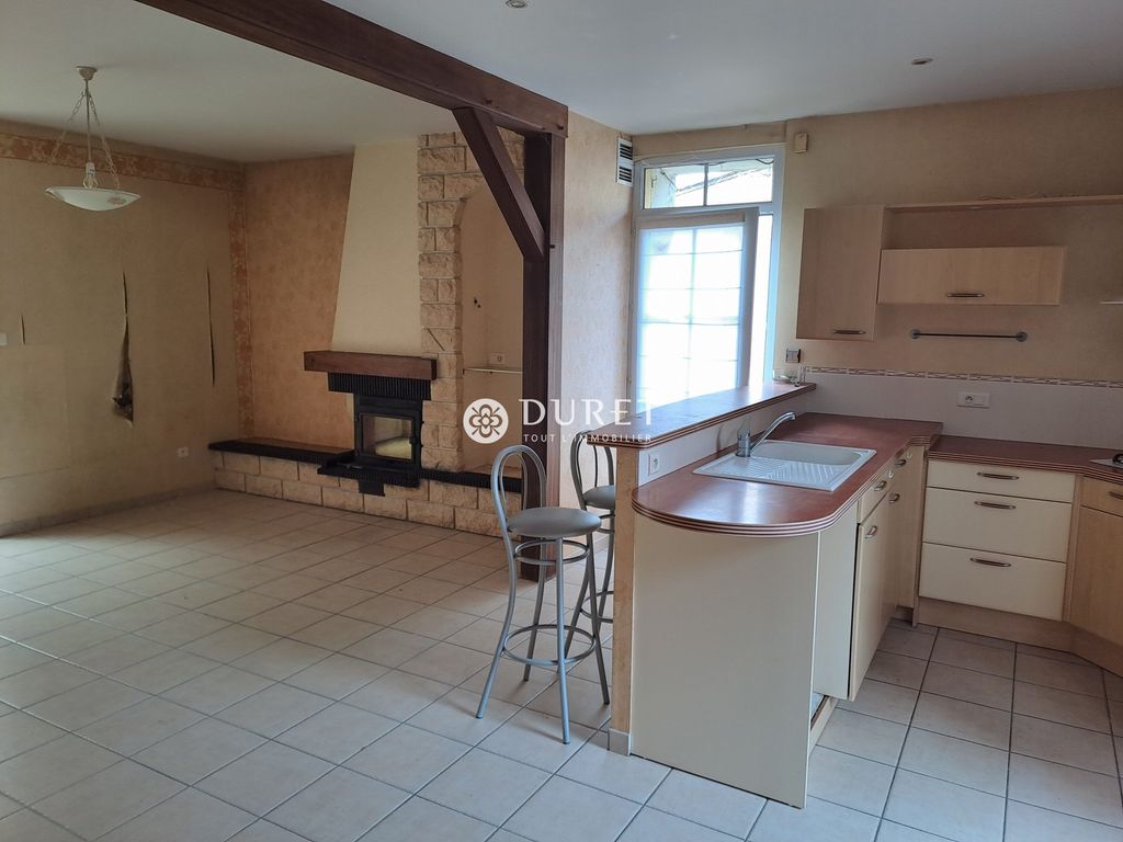 Achat maison à vendre 4 chambres 169 m² - Saint-Fulgent