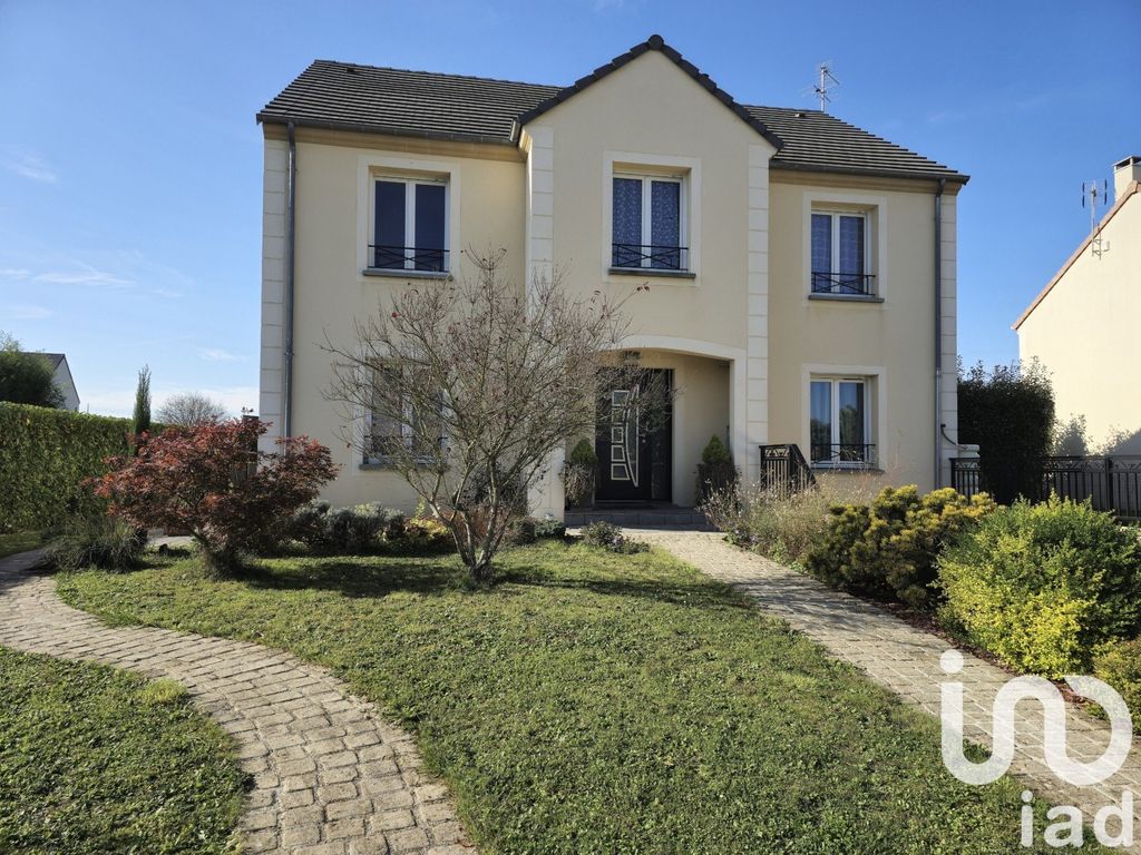 Achat maison à vendre 4 chambres 216 m² - Grisy-Suisnes