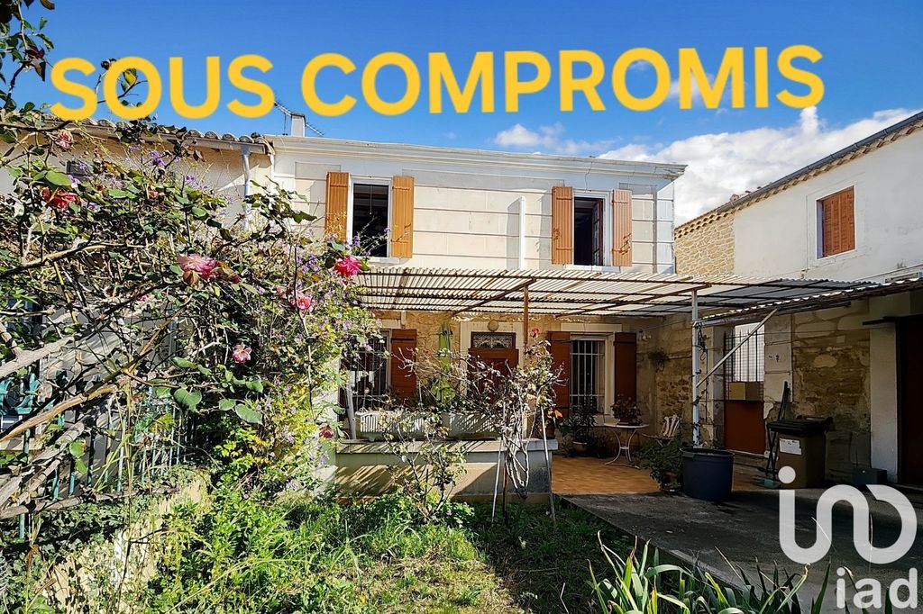 Achat maison à vendre 2 chambres 86 m² - Arles