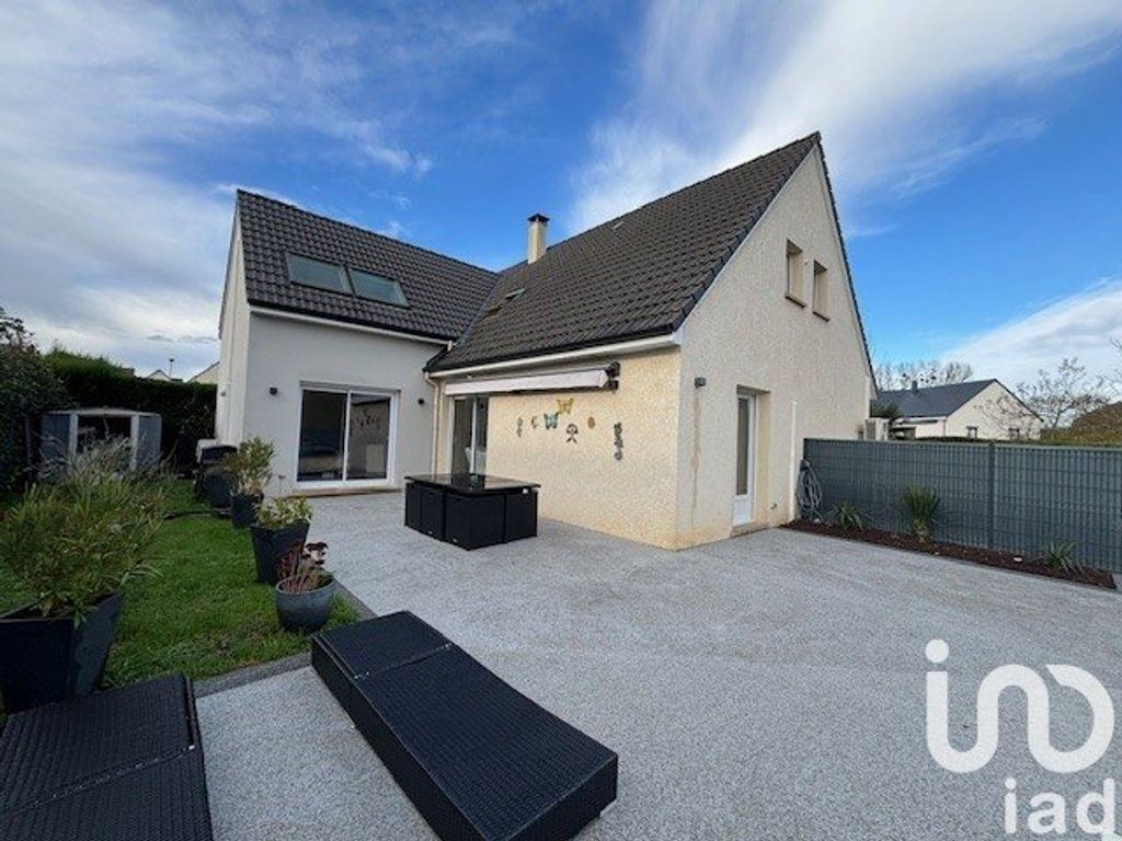 Achat maison à vendre 5 chambres 160 m² - Bourg-Achard