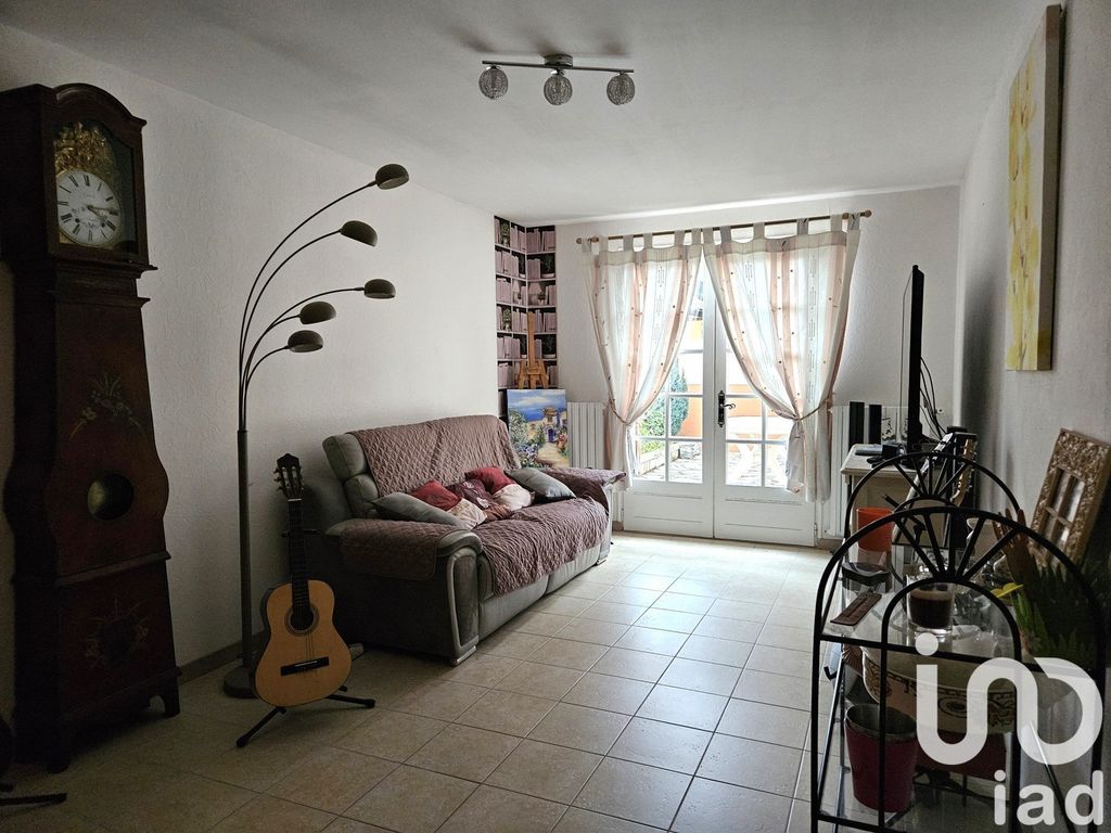 Achat maison à vendre 3 chambres 153 m² - Coutras