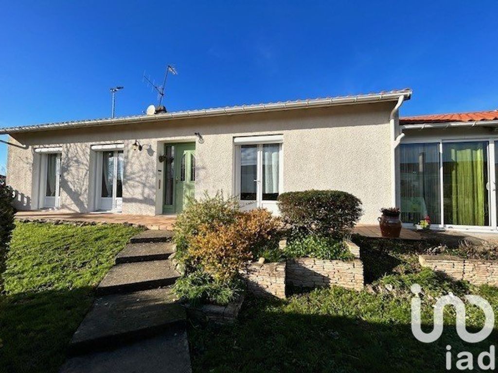 Achat maison à vendre 4 chambres 119 m² - Pompaire