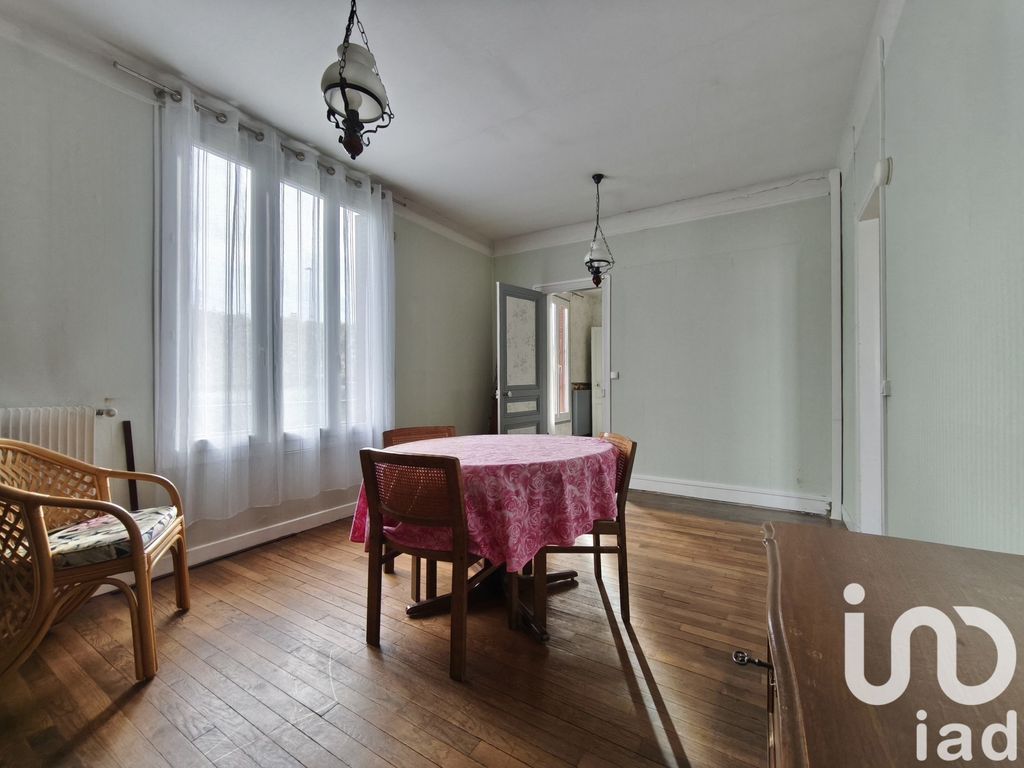 Achat maison à vendre 4 chambres 61 m² - Chelles