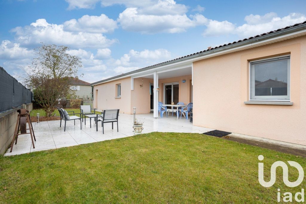 Achat maison à vendre 4 chambres 126 m² - Riom