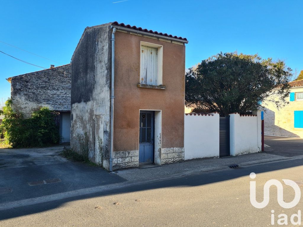 Achat maison à vendre 1 chambre 22 m² - Soulignonne