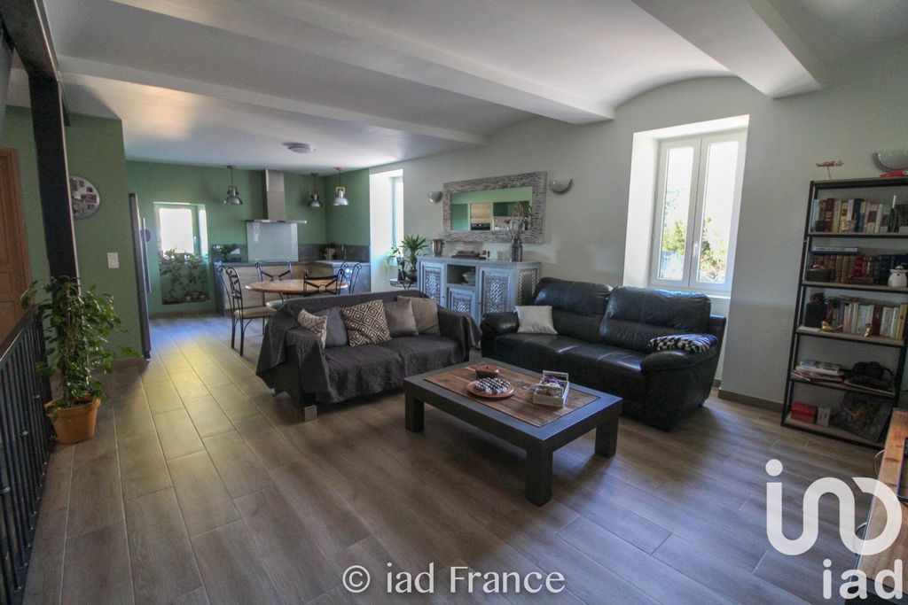 Achat maison à vendre 3 chambres 143 m² - Saint-Jean-de-Maruéjols-et-Avéjan