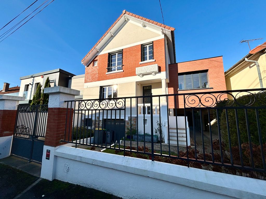 Achat maison à vendre 4 chambres 158 m² - Verrières-le-Buisson