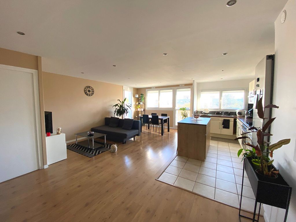 Achat appartement à vendre 3 pièces 72 m² - Plaisir