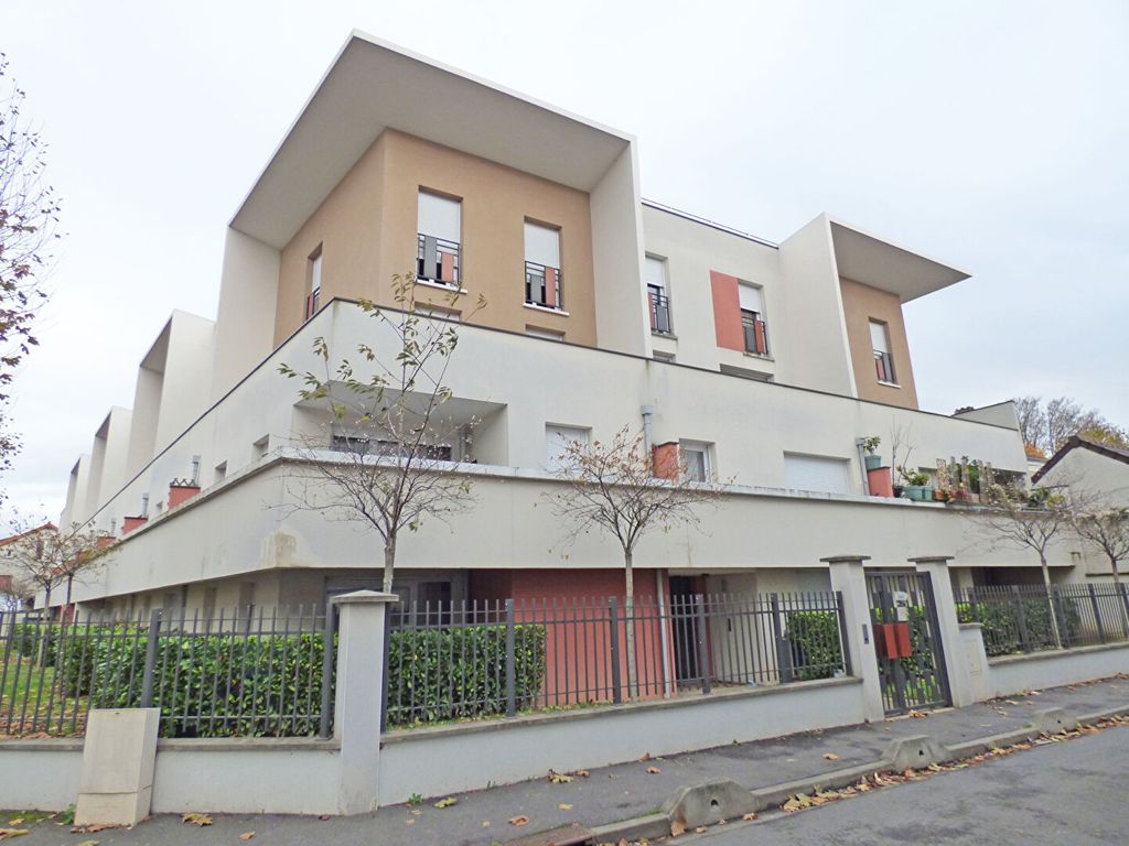 Achat appartement à vendre 2 pièces 44 m² - Montfermeil