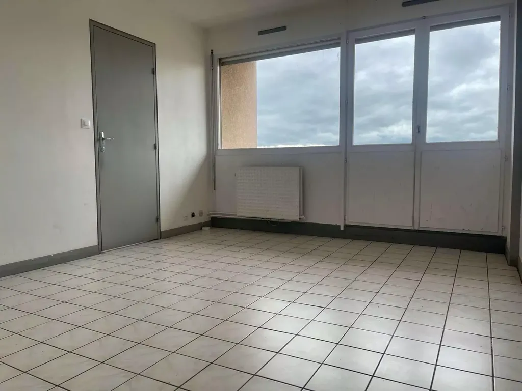 Achat appartement à vendre 3 pièces 50 m² - Roanne