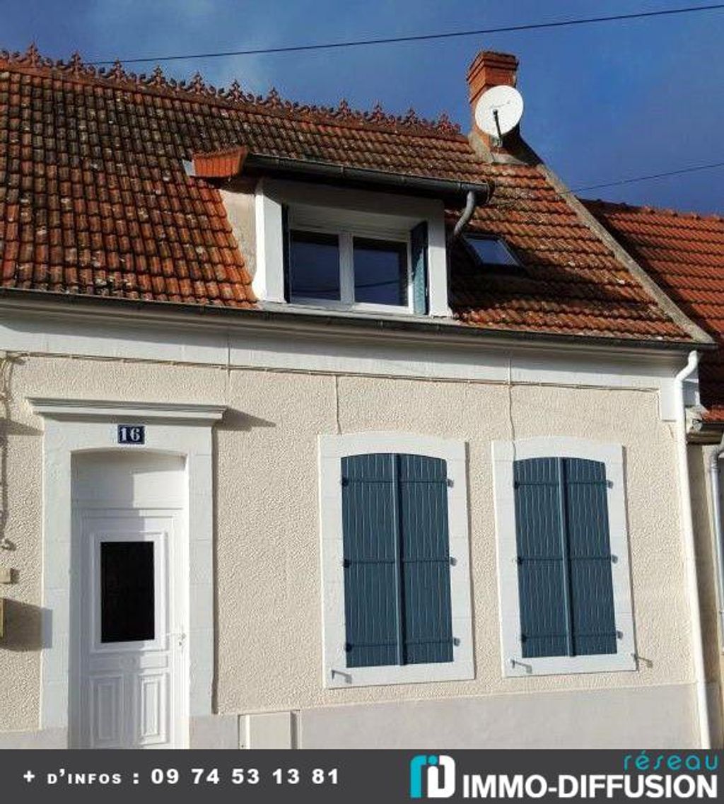 Achat maison à vendre 2 chambres 62 m² - Saint-Amand-Montrond