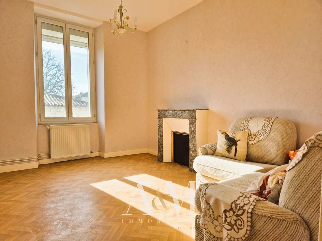 Achat maison à vendre 4 chambres 117 m² - Mansle