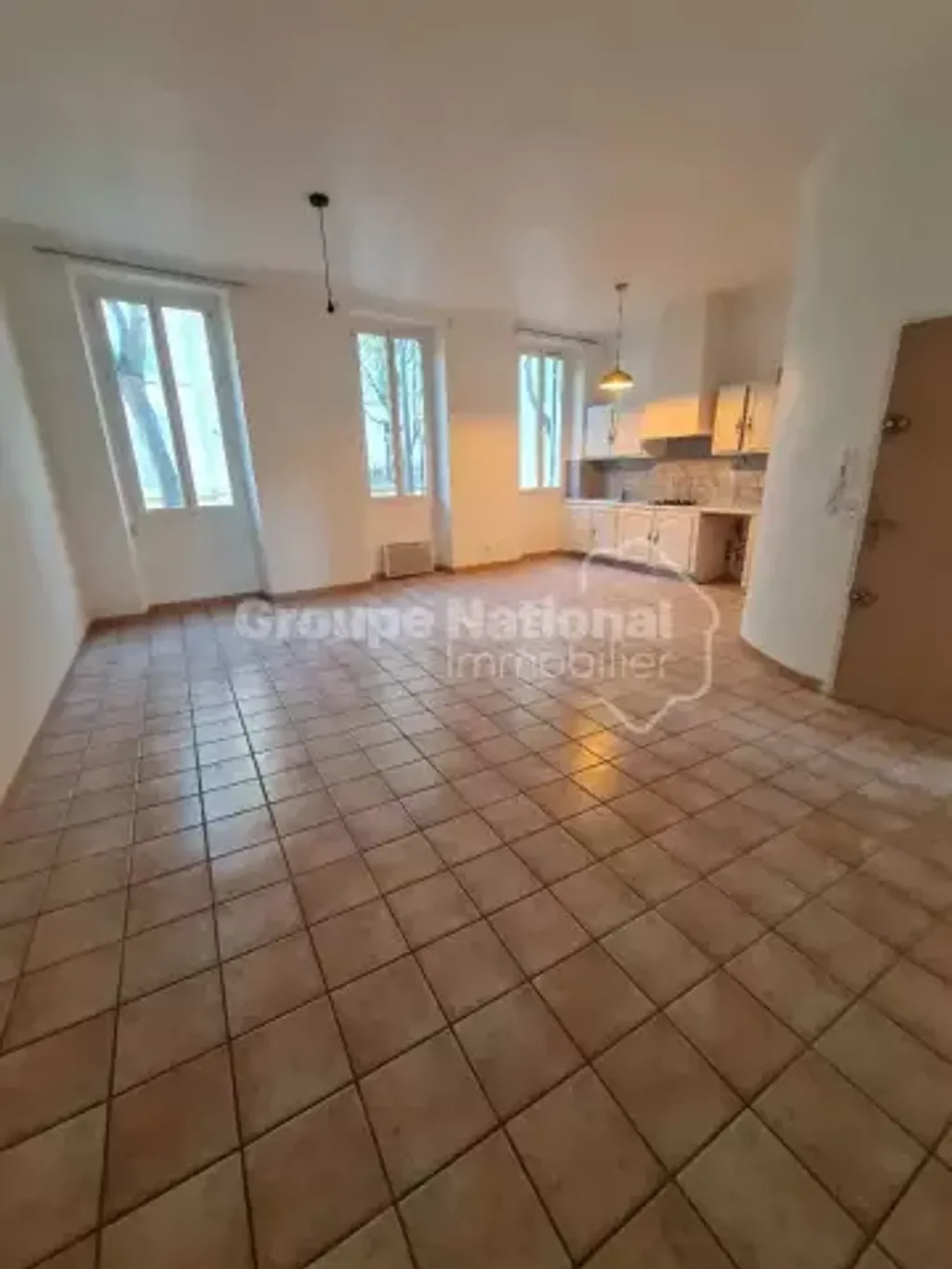 Achat appartement à vendre 3 pièces 62 m² - Marseille 1er arrondissement