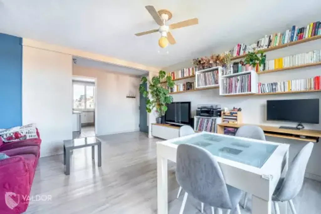 Achat appartement à vendre 3 pièces 61 m² - Villefranche-sur-Saône