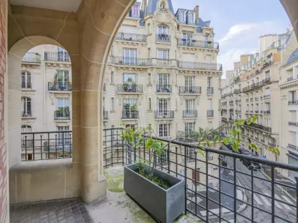 Achat appartement à vendre 7 pièces 197 m² - Paris 17ème arrondissement