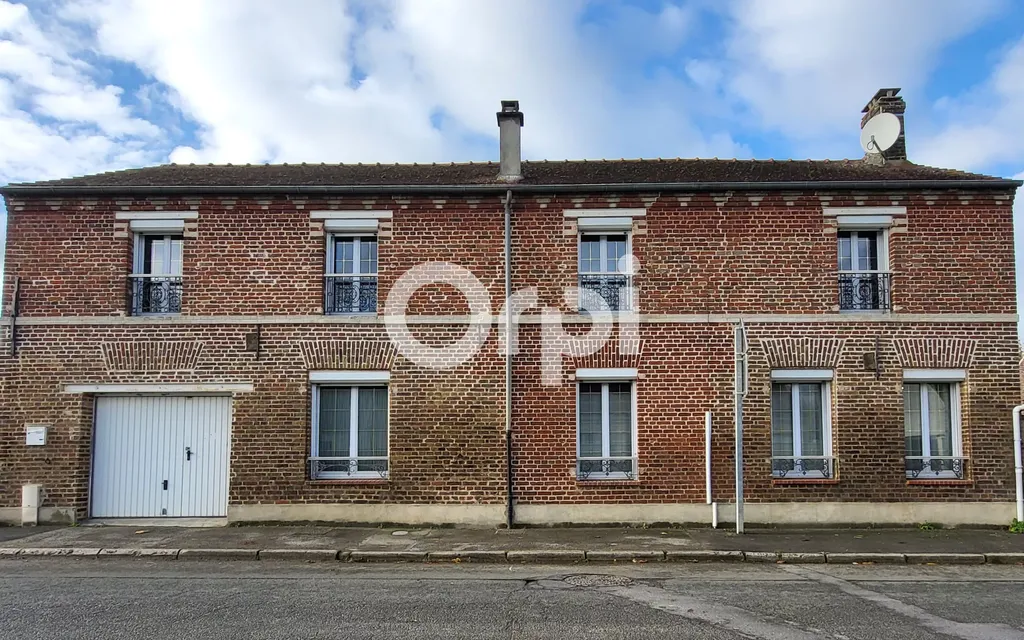 Achat maison à vendre 5 chambres 137 m² - Armancourt