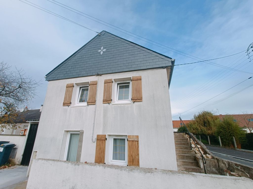 Achat maison à vendre 2 chambres 62 m² - Montlouis-sur-Loire