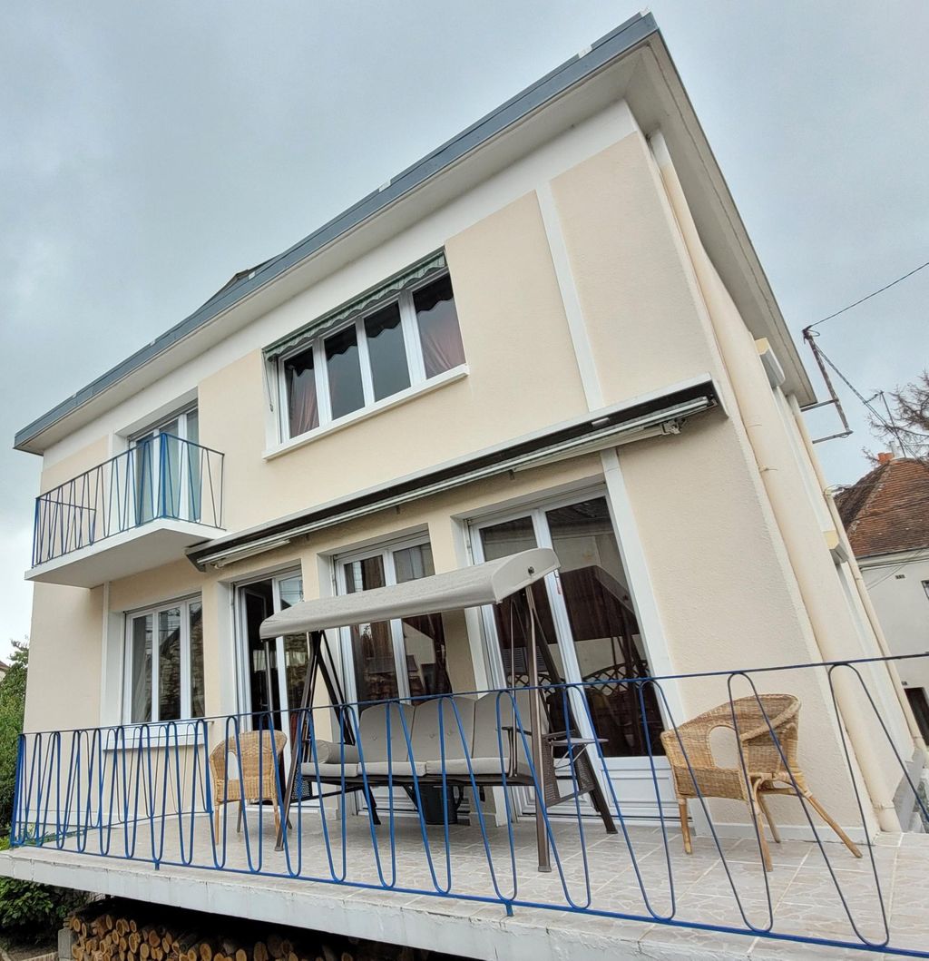 Achat maison à vendre 4 chambres 138 m² - Châtellerault