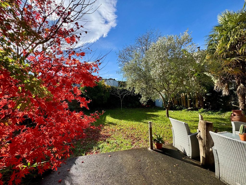 Achat maison à vendre 3 chambres 100 m² - Oloron-Sainte-Marie