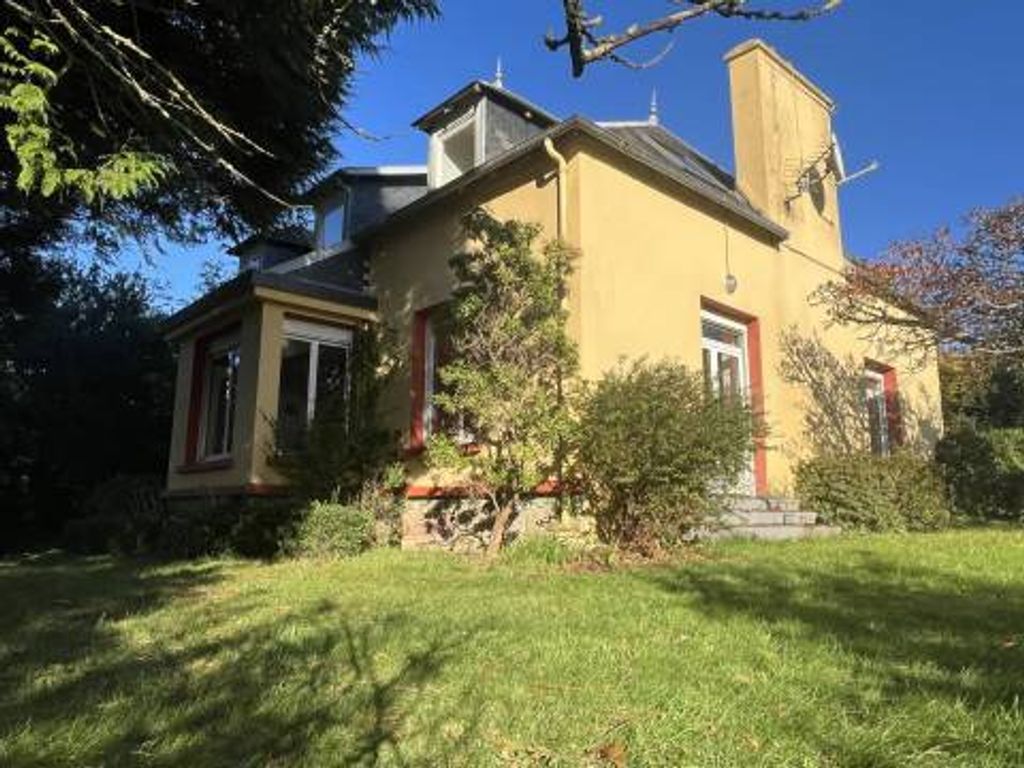 Achat maison à vendre 8 chambres 187 m² - Brest