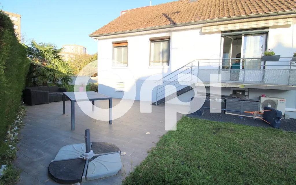 Achat maison à vendre 4 chambres 109 m² - Chalon-sur-Saône