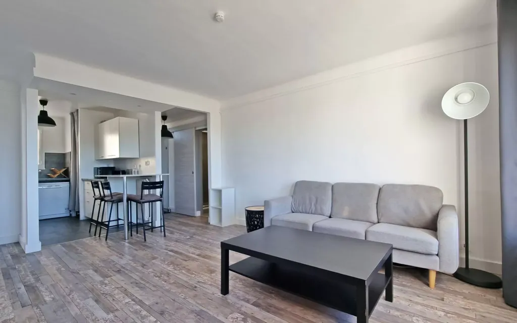 Achat appartement à vendre 4 pièces 62 m² - Nîmes