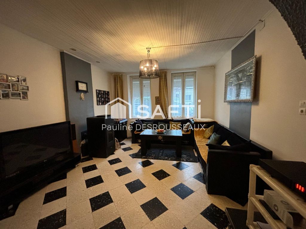 Achat maison à vendre 4 chambres 130 m² - Le Cateau-Cambrésis