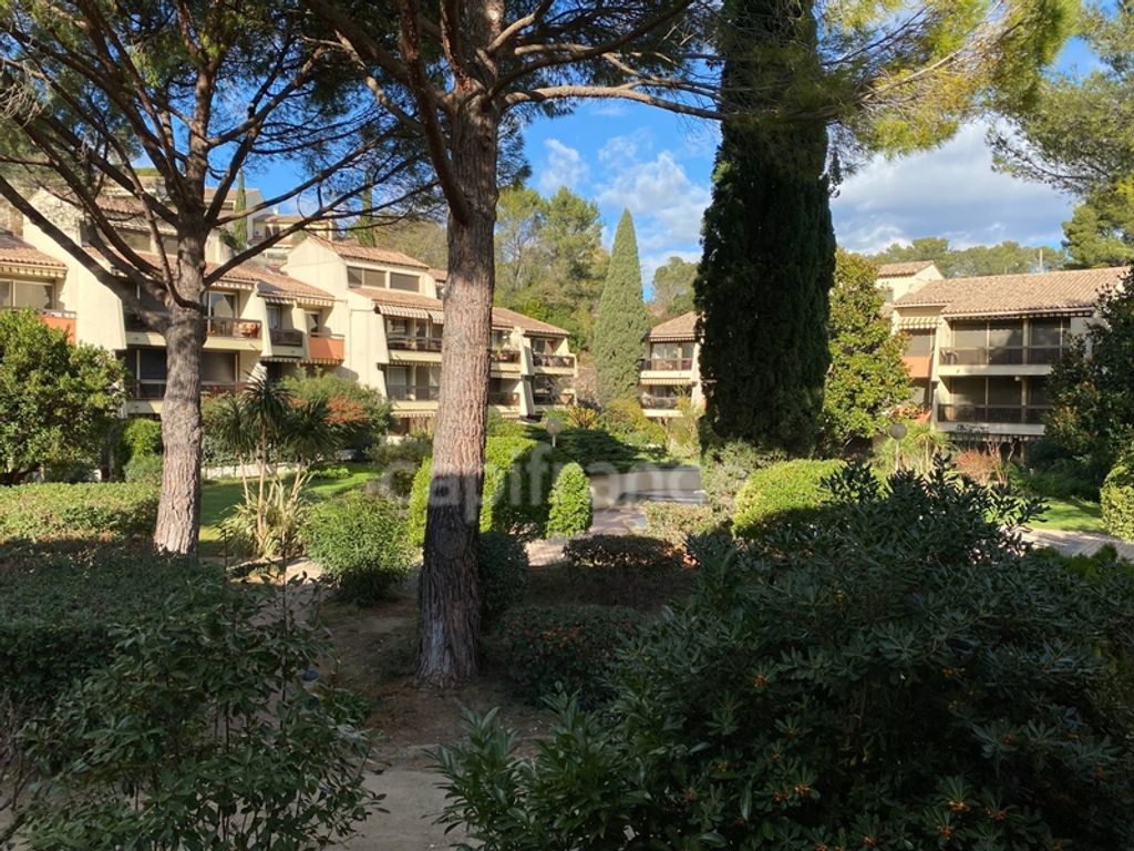 Achat appartement à vendre 3 pièces 75 m² - Nîmes