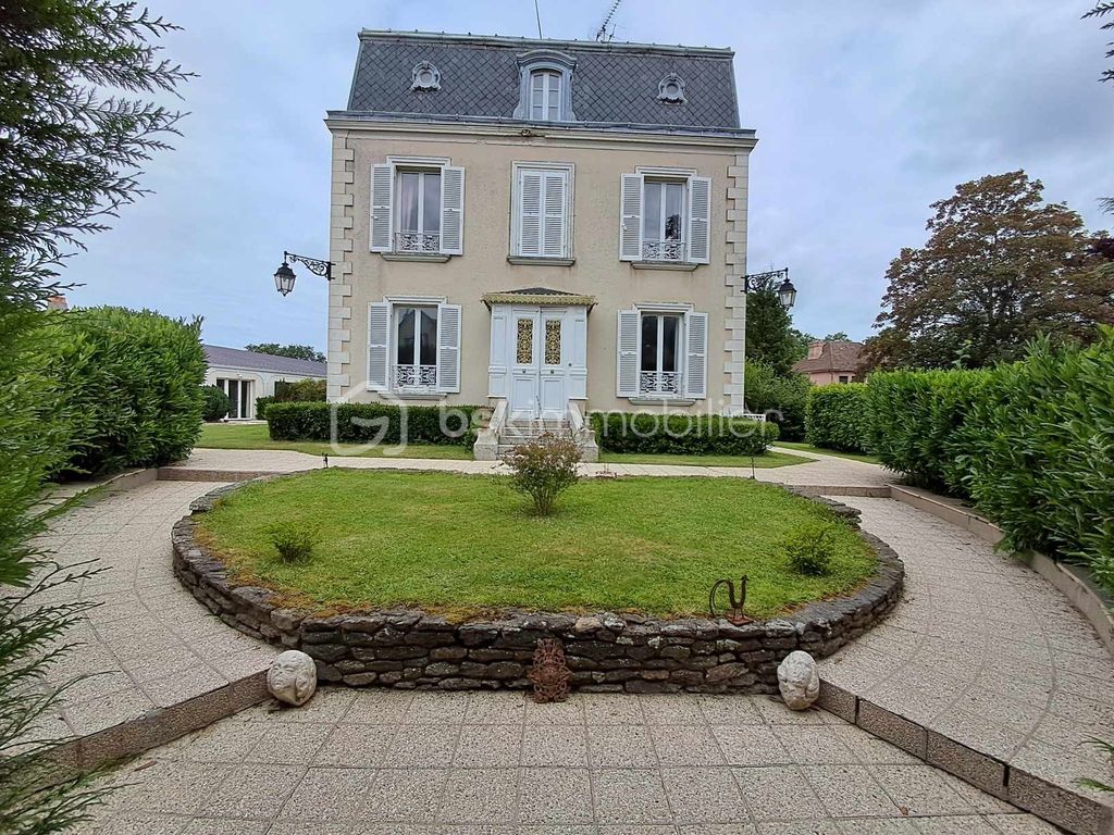 Achat maison à vendre 5 chambres 450 m² - Bagnoles-de-l'Orne-Normandie