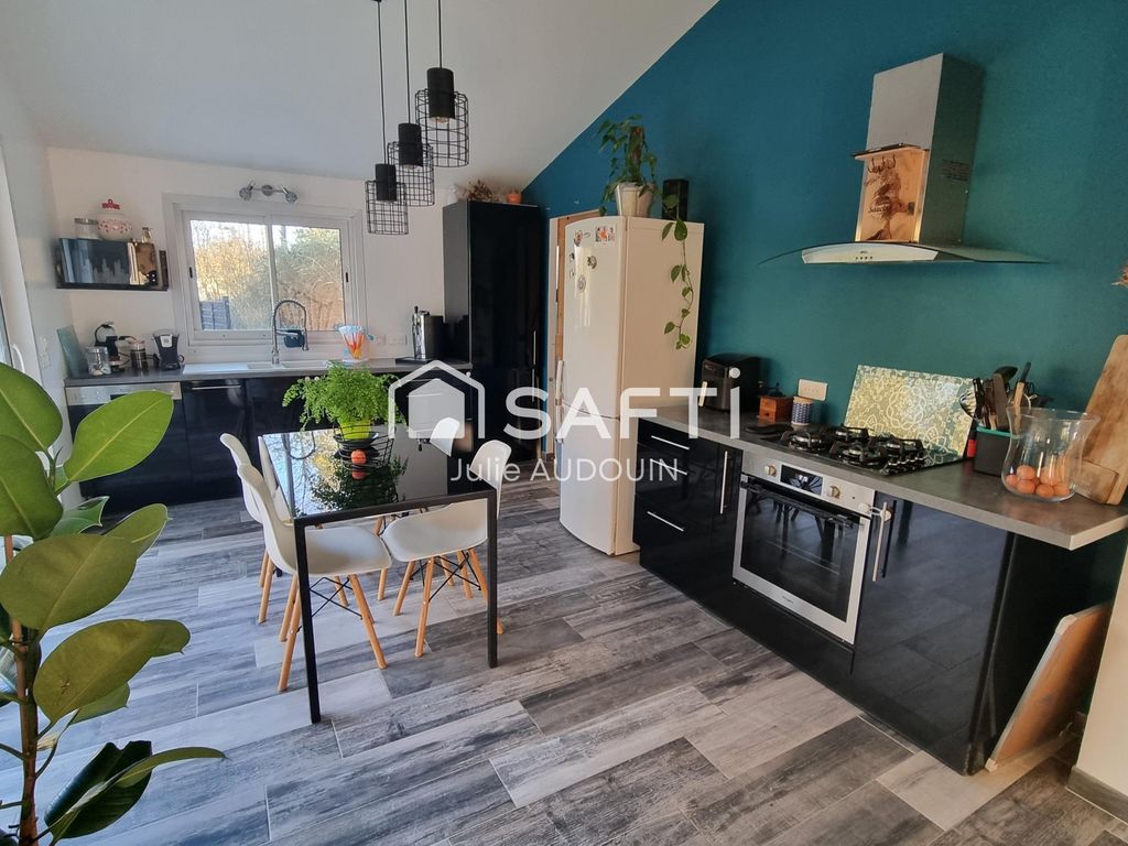 Achat maison à vendre 3 chambres 121 m² - Migron