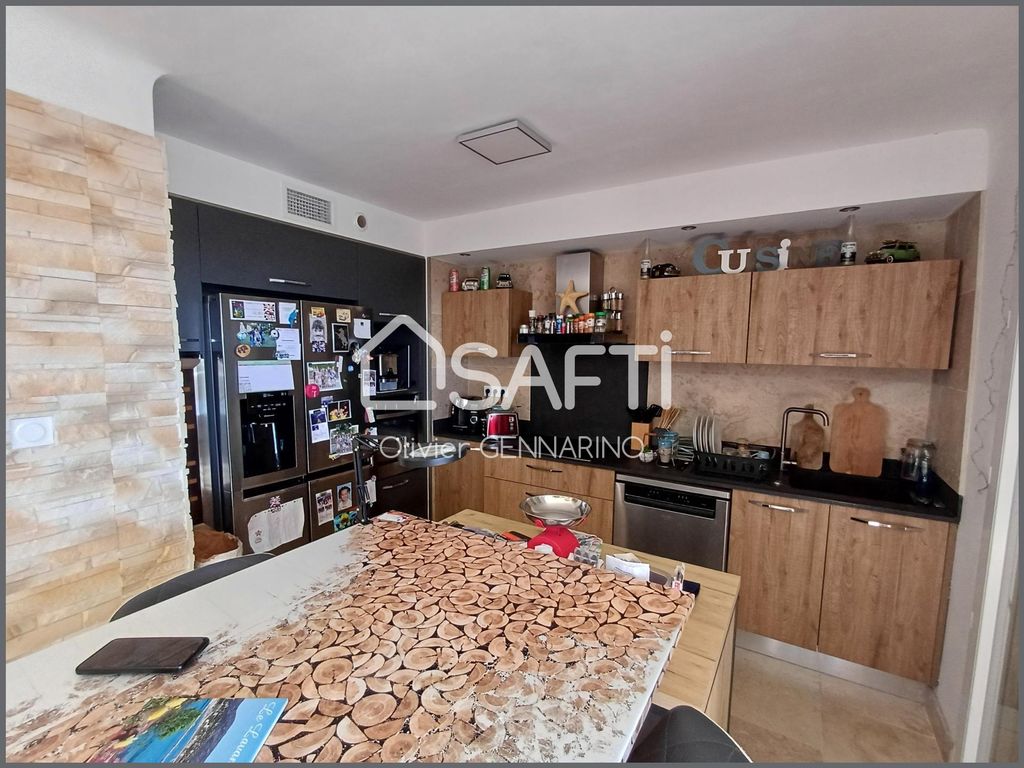 Achat appartement à vendre 4 pièces 74 m² - Carpentras