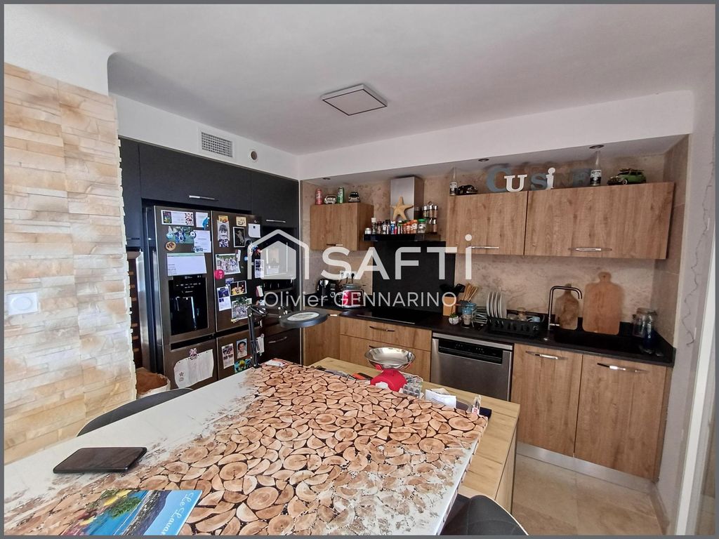 Achat appartement à vendre 4 pièces 74 m² - Carpentras